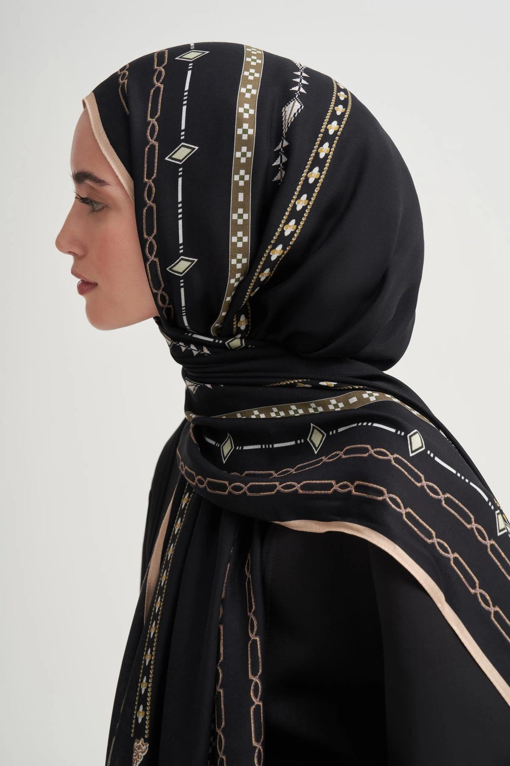 Saphire Incira Viscose/Rayon Scarf Vizon