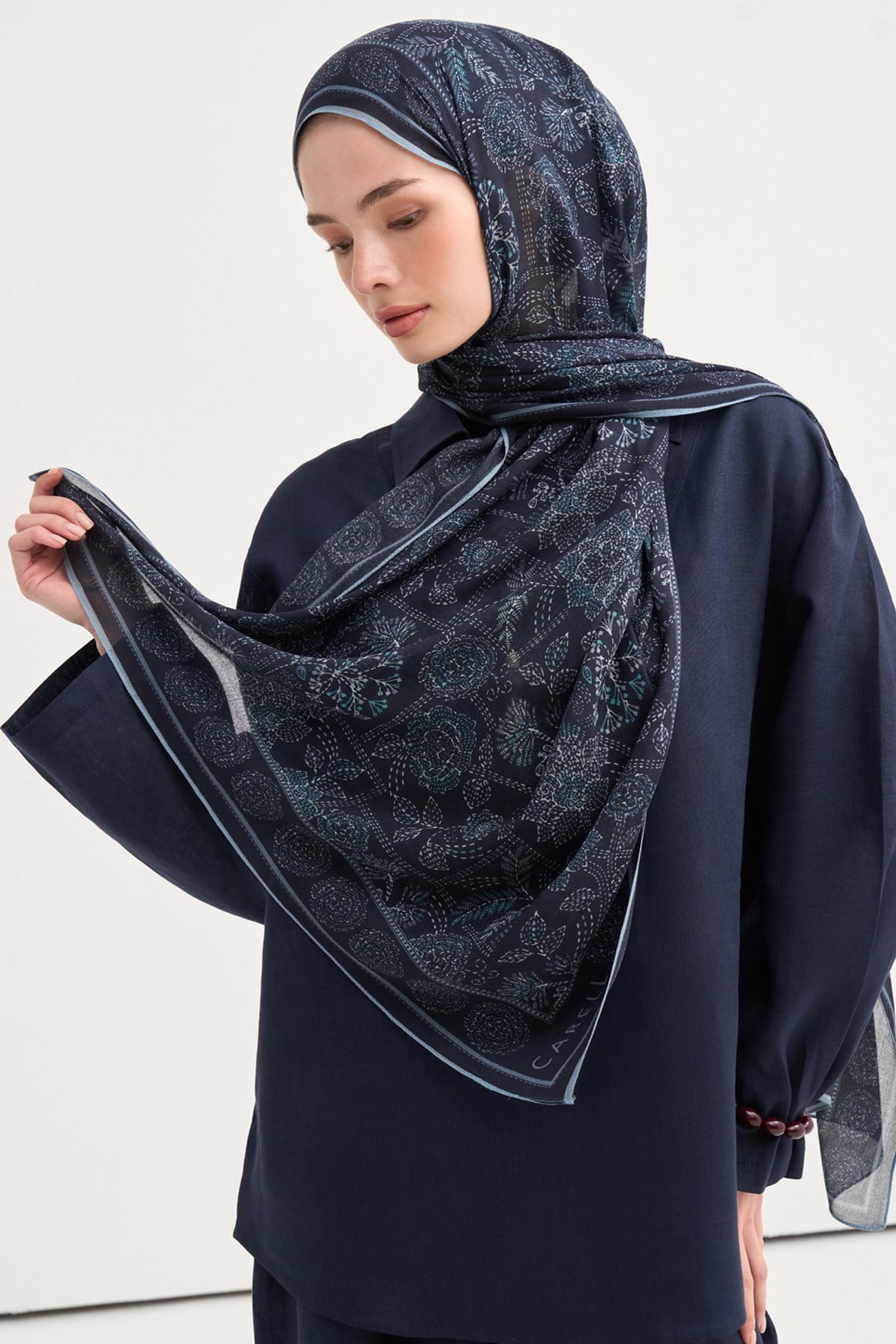Viona Aria Viscose Scarf Blue