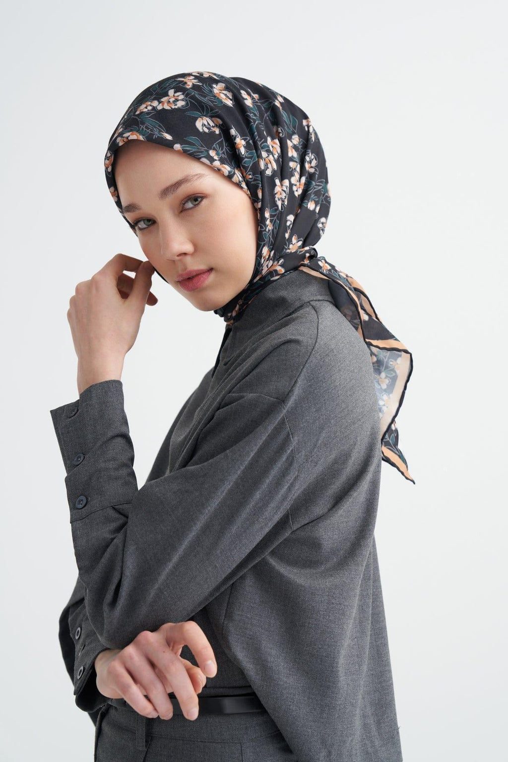 Florina Soft Scarf Black